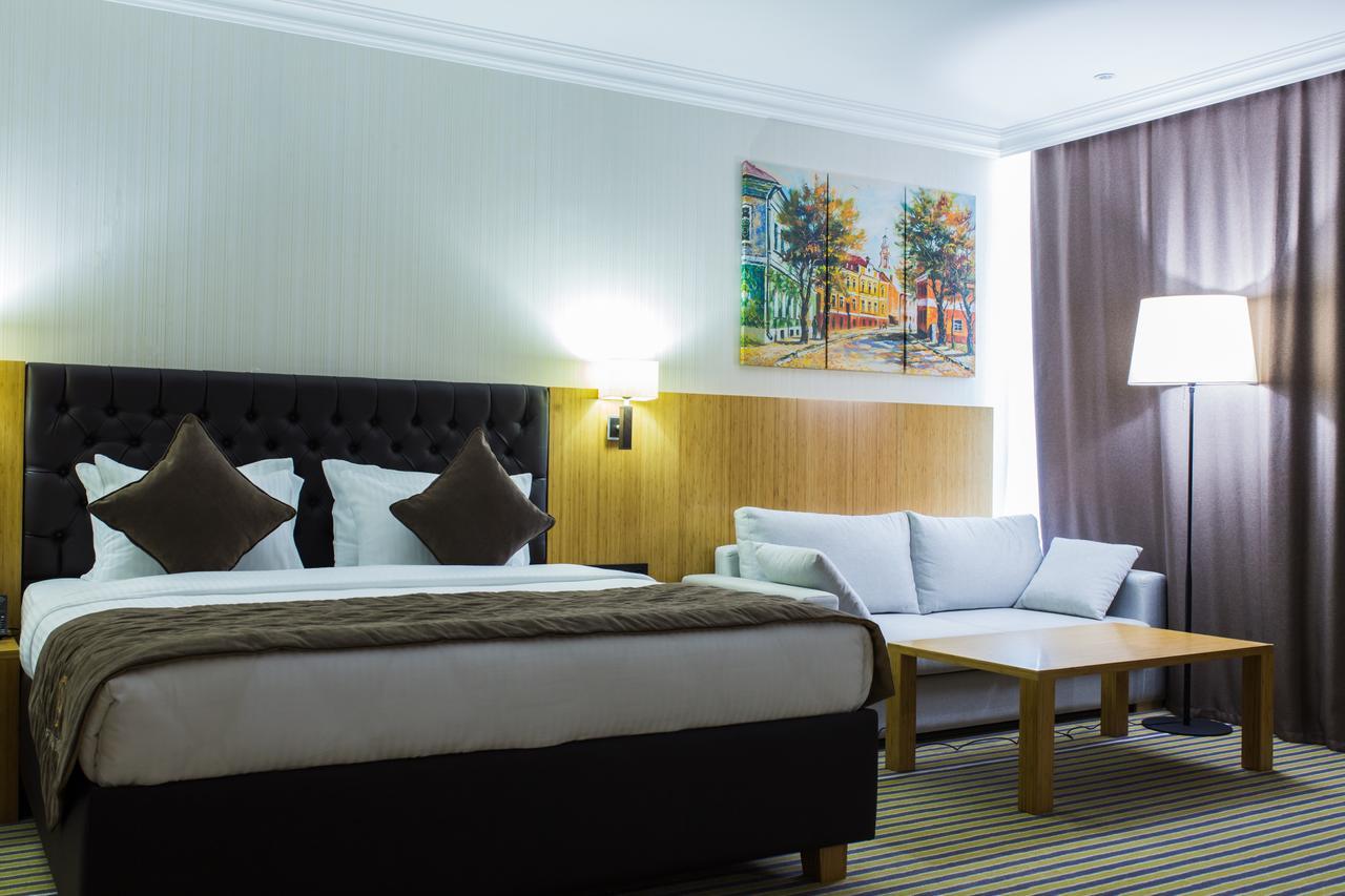 Aidana Plaza Hotel Schymkent Exterior foto