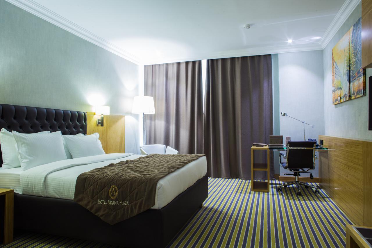 Aidana Plaza Hotel Schymkent Exterior foto